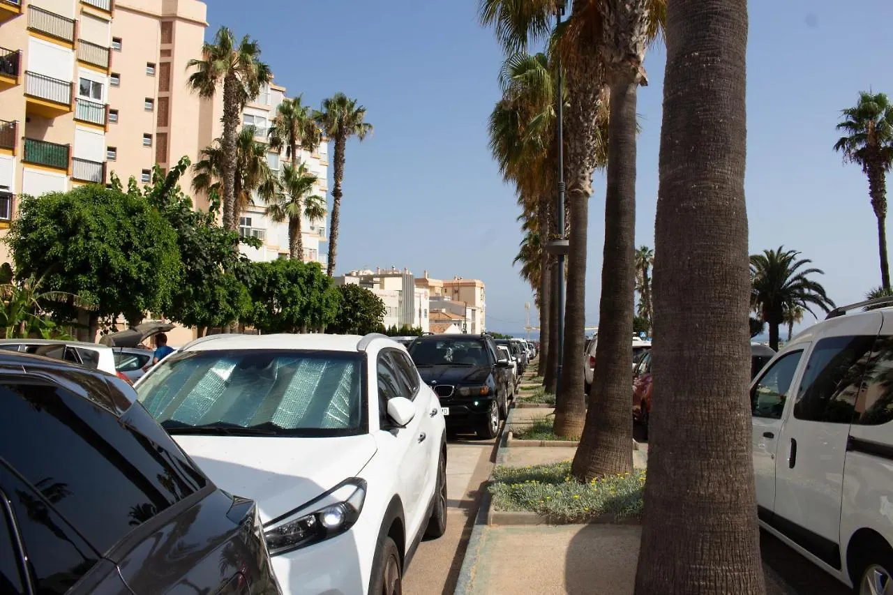 Larios Dos 504. Estudio Con Vistas Al Mar Cerca De La Playa 토록스 아파트